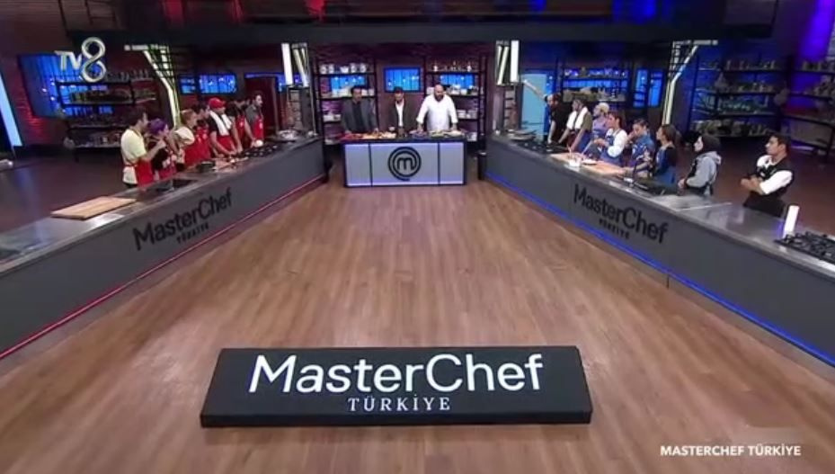 TV8 MasterChef'te bir ilk: Kırmızı takım Mavi takım'ı dönerde 5-0 yendi!