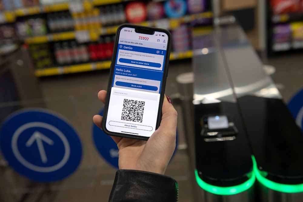 Kasa yok kasiyer yok al ve çık! Amazon'dan sonra Tesco da kasasız alışverişi başlattı