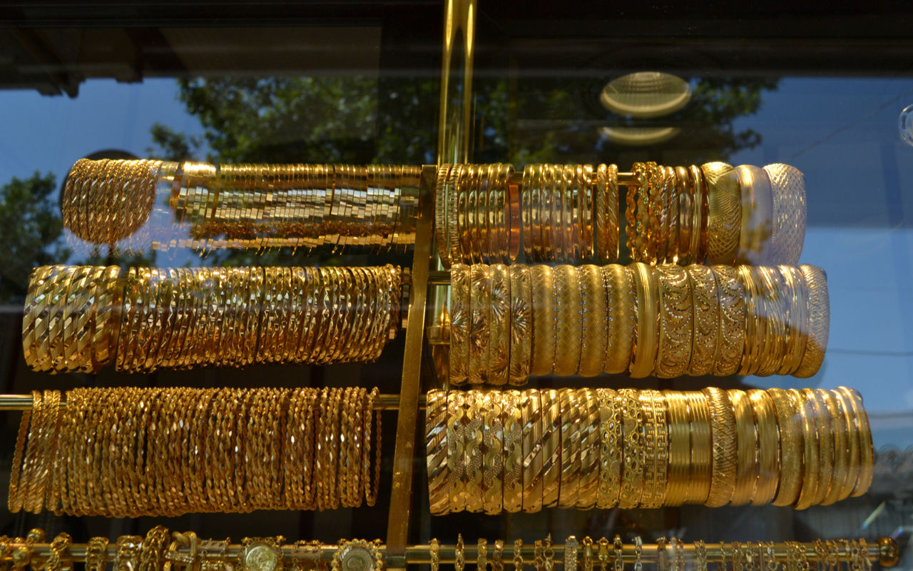 Altın fiyatları faiz kararıyla fırladı saat 17.00 itibariyle gram altın 542 lira