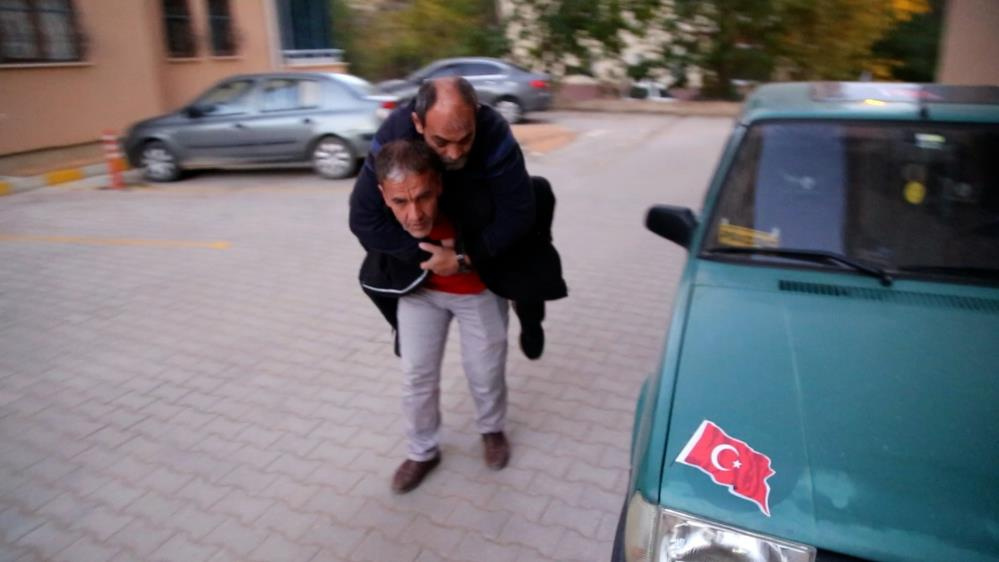 Gümüşhane'de 2 yıl boyunca hareket etmeden yattı! Tek bir isteği var