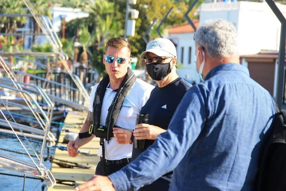 Bill Gates Türkiye'de ne arıyor? Lüks yatıyla Bodrum'a demir attı