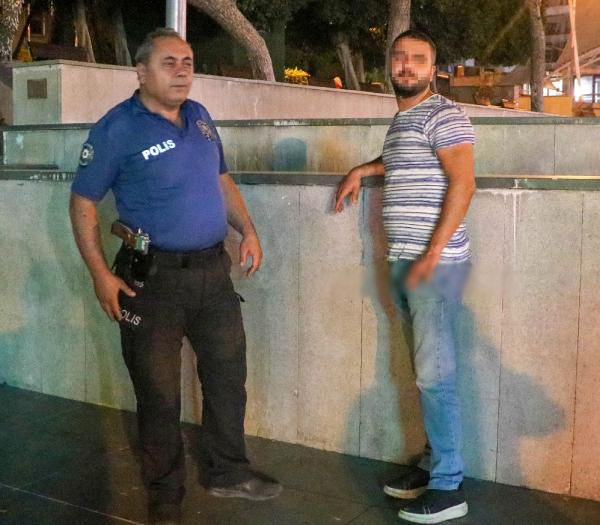 Antalya'da 'Gel sana sarılayım' deyip kalçasından bıçakladı