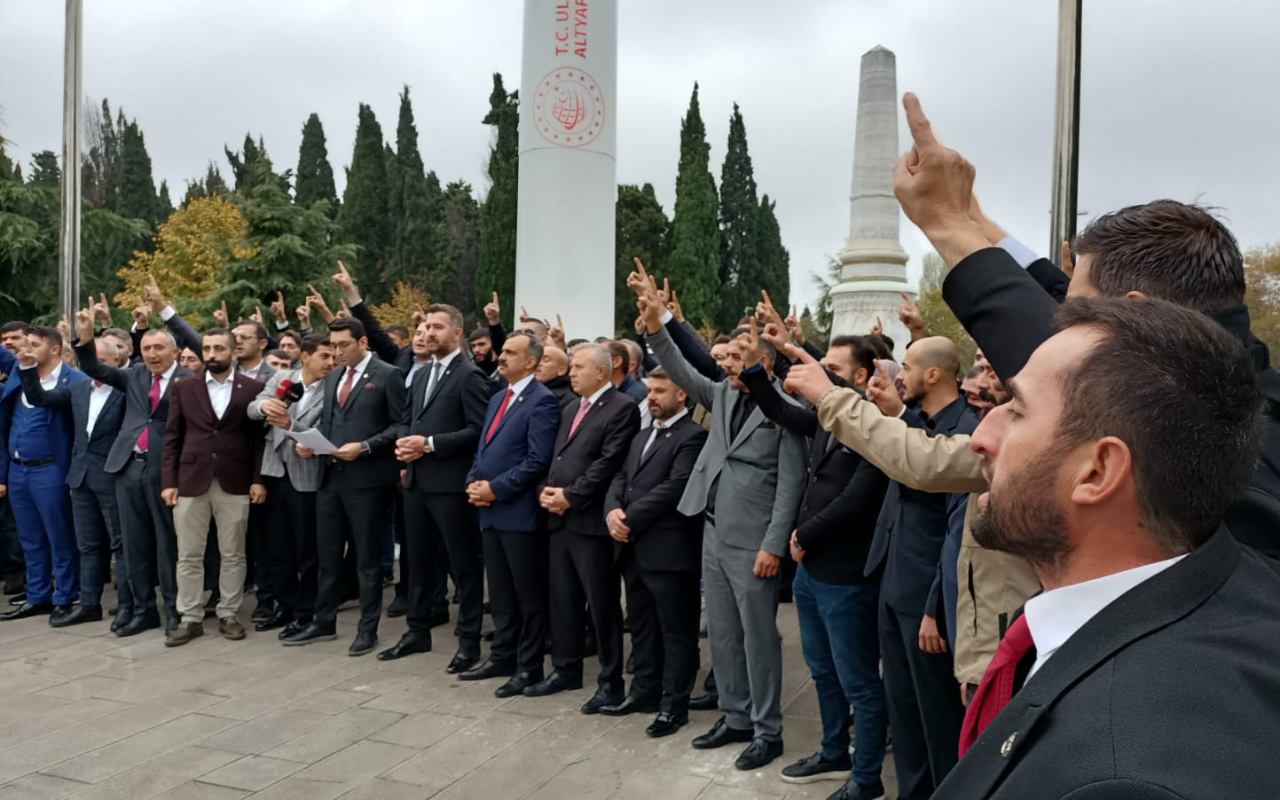 BBP ve Alperen Ocakları şehitlikteki görüntüler ile İYİ Partili Türkkan'a tepki gösterdi