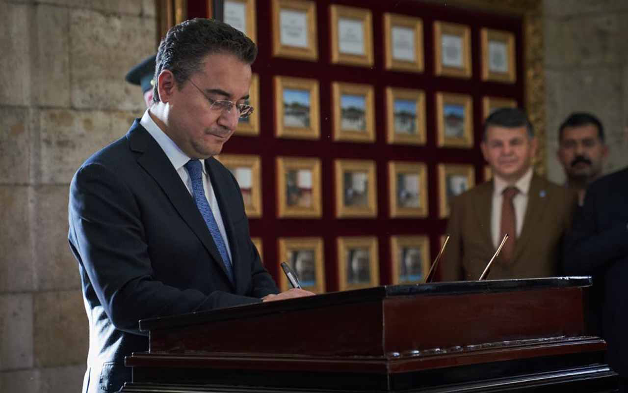 Ali Babacan 81 ilden gençlerle Anıtkabir'e çıktı