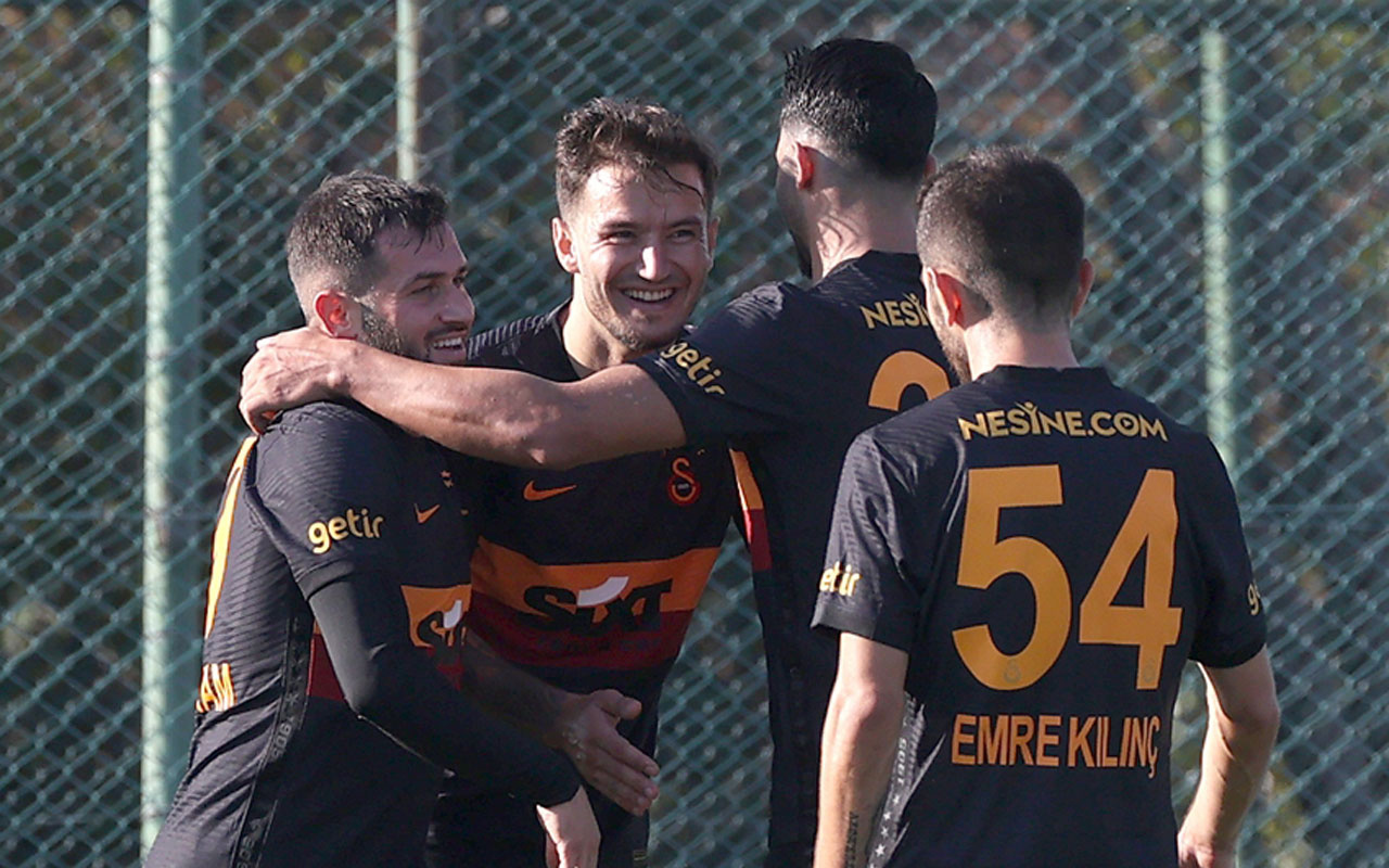 Galatasaray, hazırlık maçında Bursaspor'u 5-2 yendi