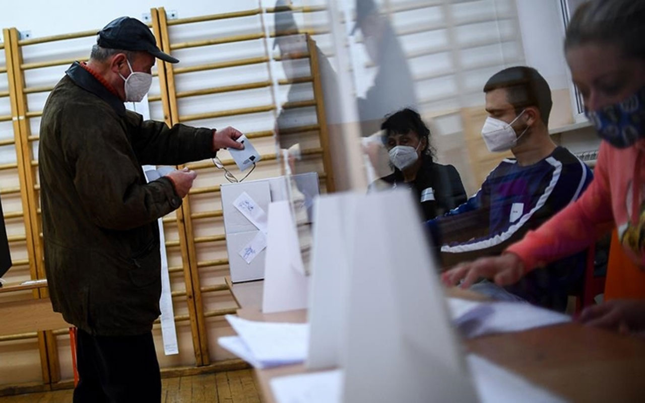 Bulgaristan'da 23 aday seçim yarışında