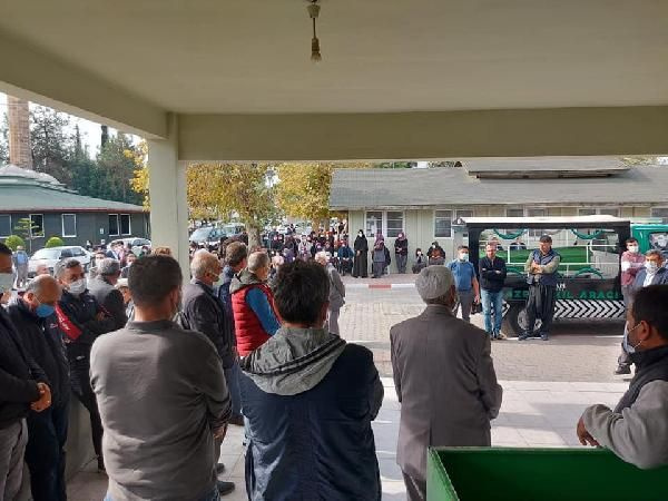 Adana'da korkunç olay! Video izlerken yediği kraker soluk borusuna kaçan Muzaffer öldü