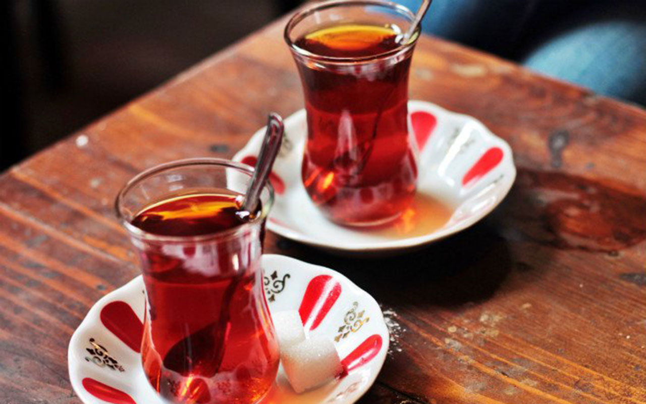 Ankara'da kahvehanelerde çaya 1 lira zam geldi!