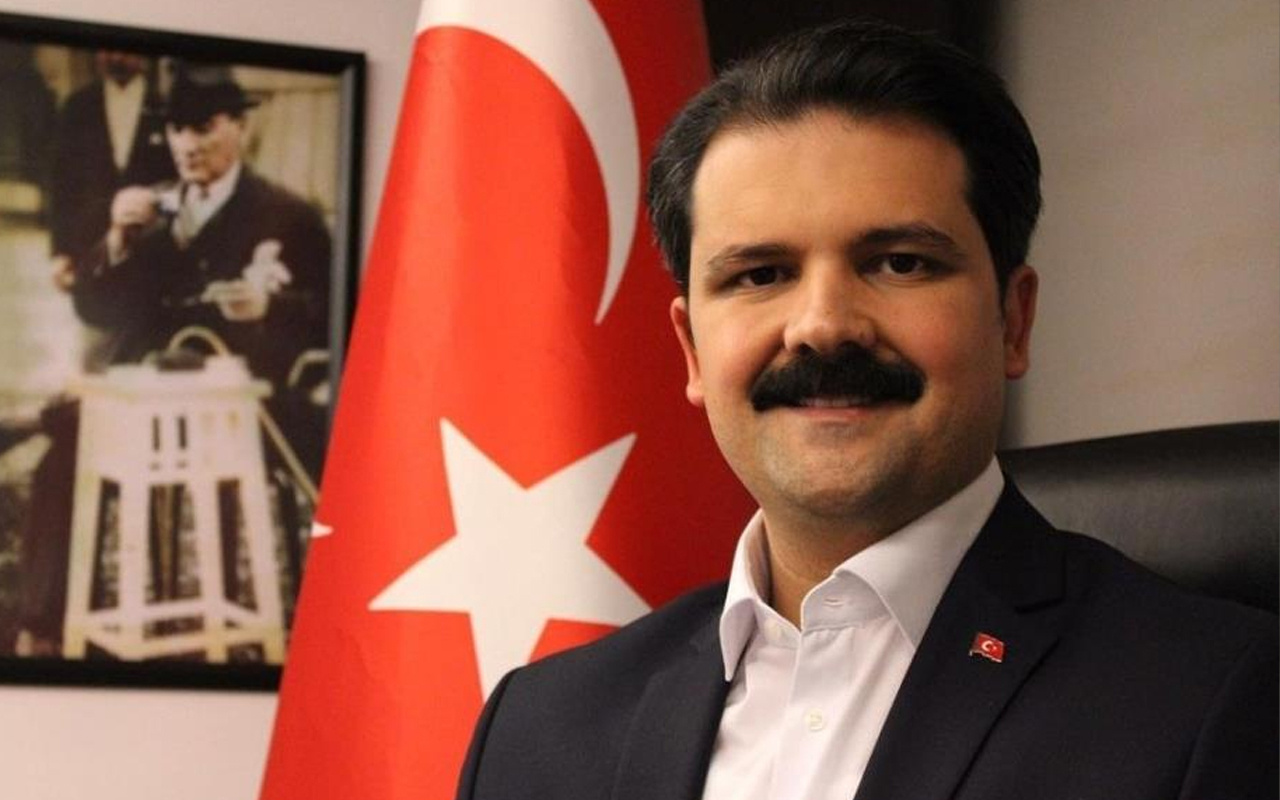 Ses kaydı İzmir'de CHP'yi karıştırdı! Kriz istifa getirdi: Konak İlçe Başkanı Çağrı Gruşçu 'hesaplaşacağız'