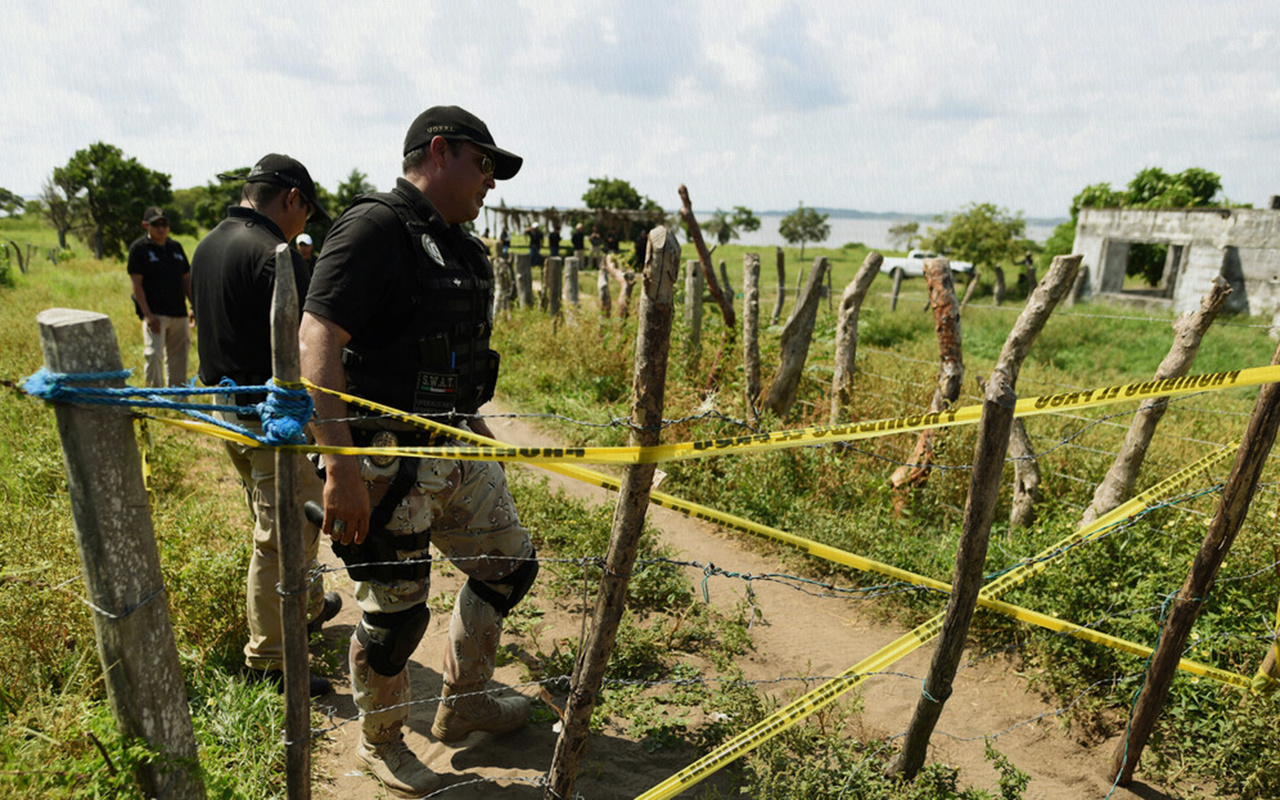 Meksika'da gizli bir mezarda 65 ceset bulundu