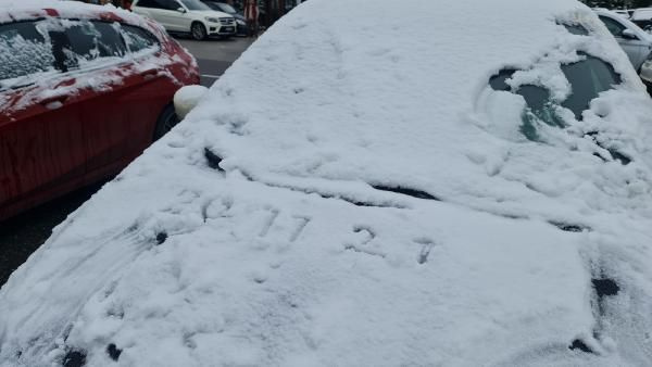 İstanbul'a 1.5 saat mesafede görüntüler bugün çekildi! Kartepe bembeyaz oldu