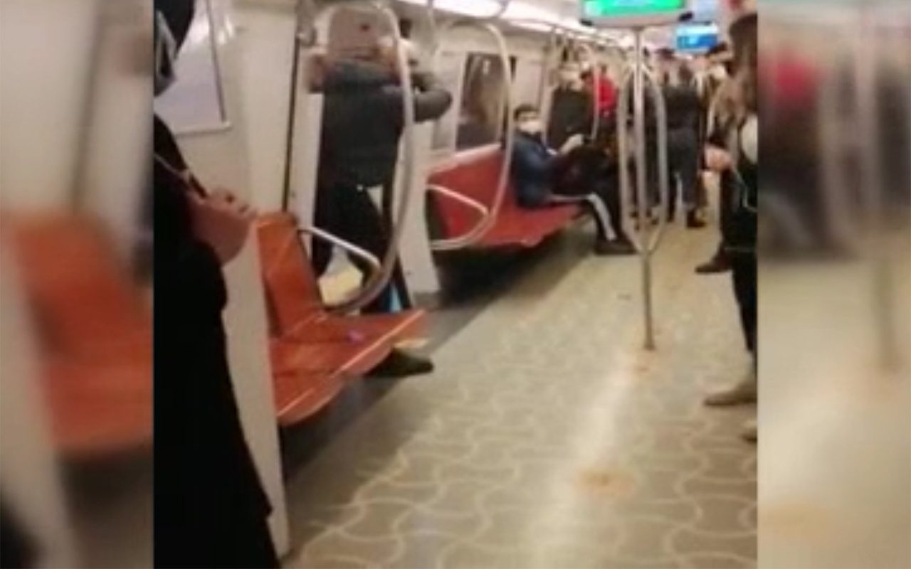 İstanbul Kadıköy metrosunda dehşete düşüren görüntü! Saldırgan yakalandı işte tartışmanın nedeni...