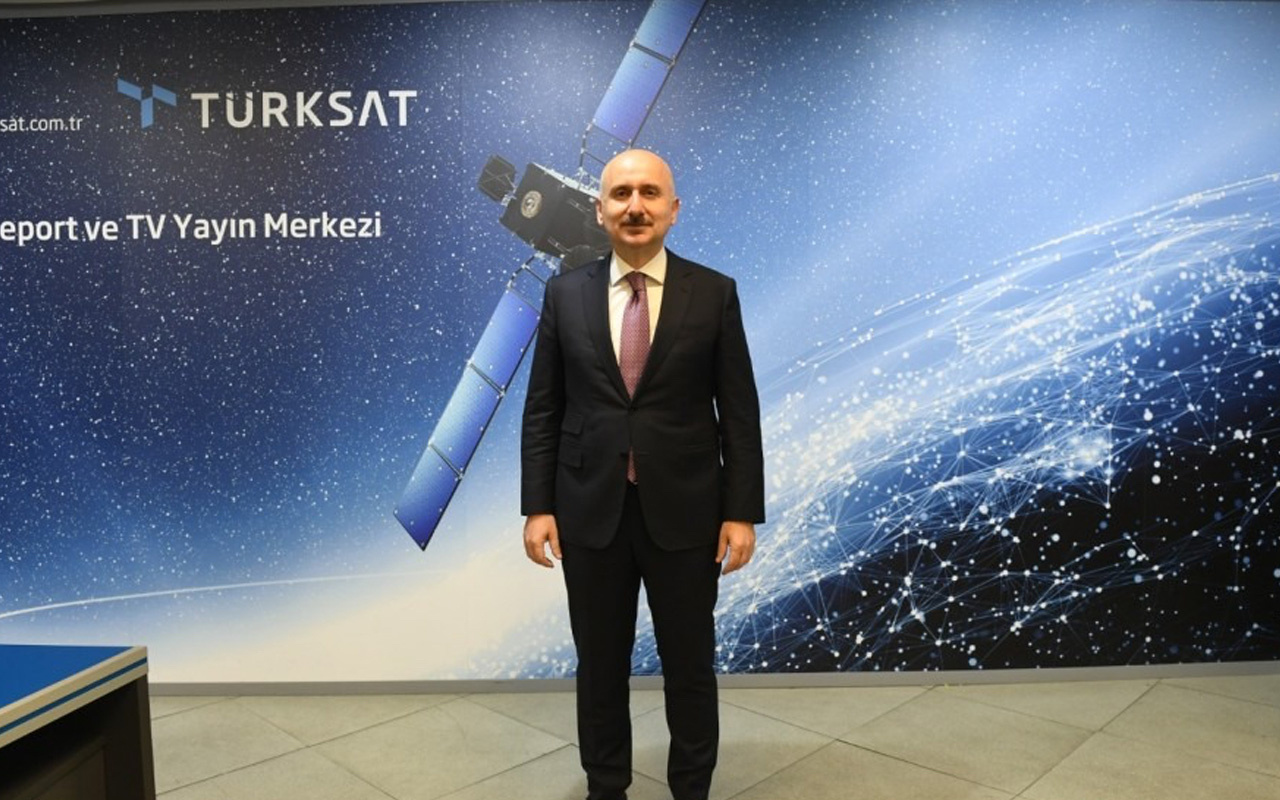 Türksat 5B uydusu Elon Musk'ın Space X tesislerinde fırlatılacak