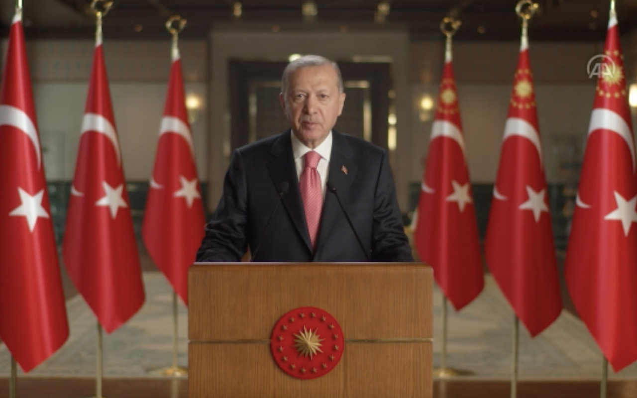 Cumhurbaşkanı Erdoğan, Ayancık Terminal Köprüsü açılışına video mesaj gönderdi