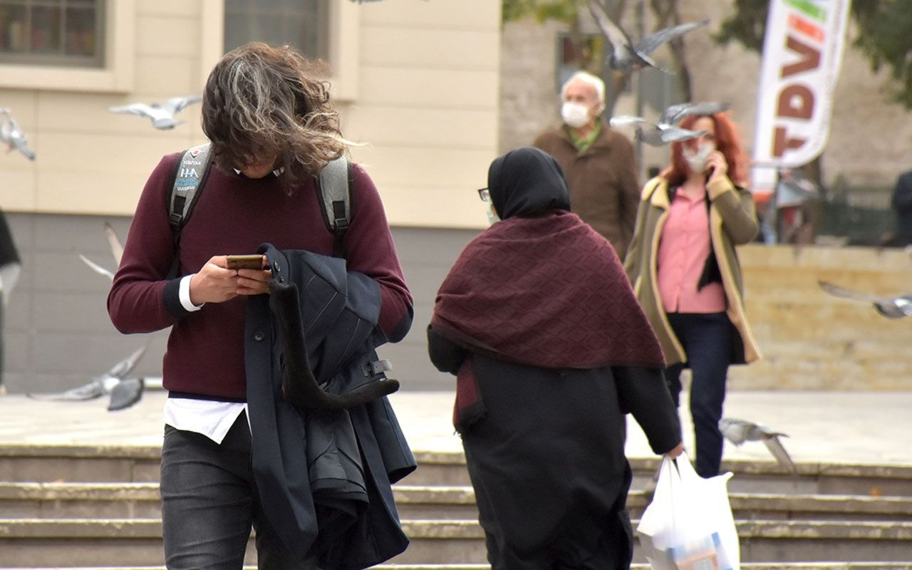 İstanbul saatlik hava durumu Meteoroloji yarın Ankara'ya kar geliyor diyor