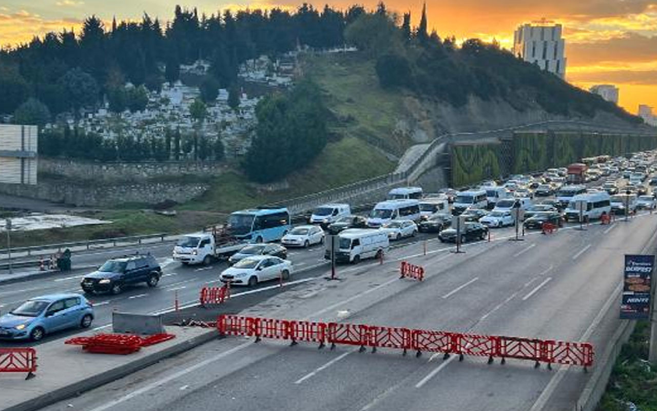 Sürücüler dikkat! Ataşehir D-100 Karayolu'nda 30 gün sürecek yol çalışması başladı