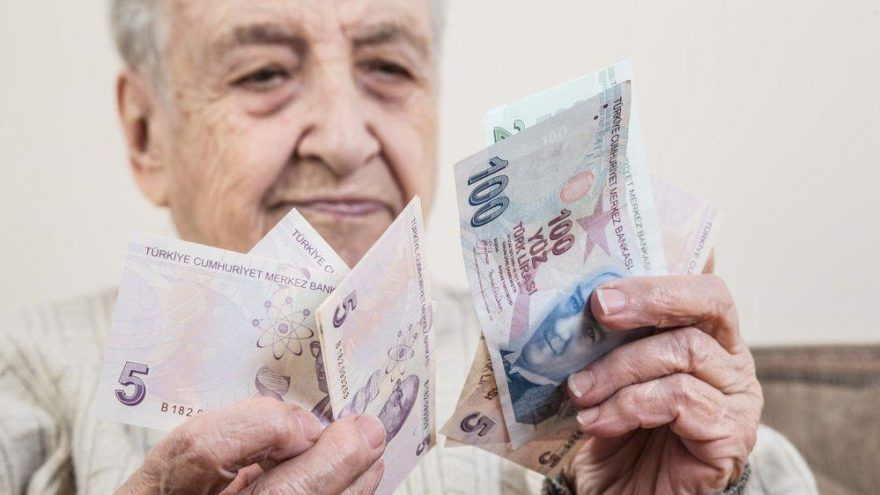 Memur ve emekli 2022 Ocak maaş zamları belli oldu! Memur emeklisi ne kadar alacak? SSK ve Bağ Kur emeklileri...