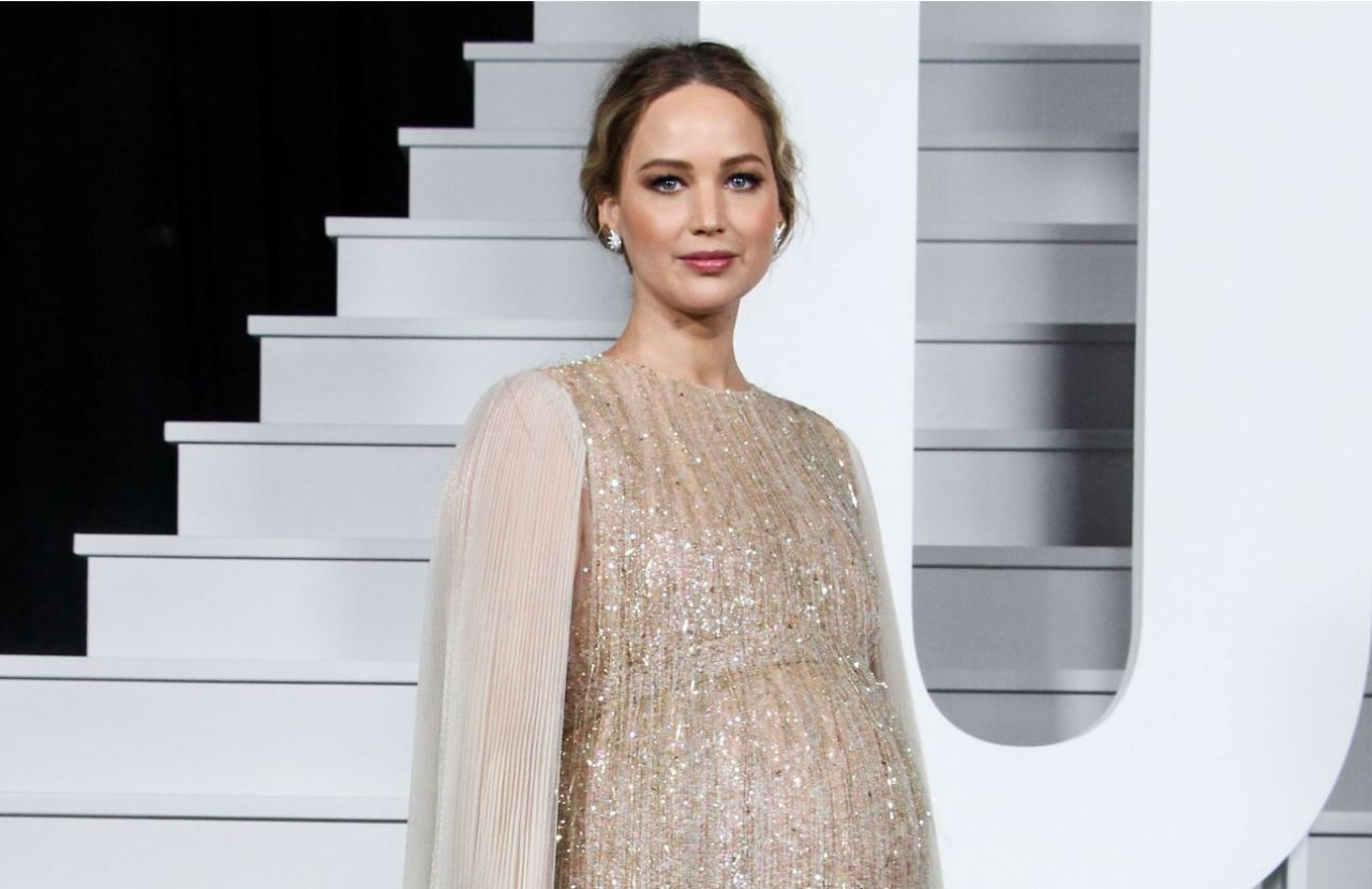 Hamile Jennifer Lawrence'dan canlı yayında cinsellik itirafı! Sunucu şoke oldu