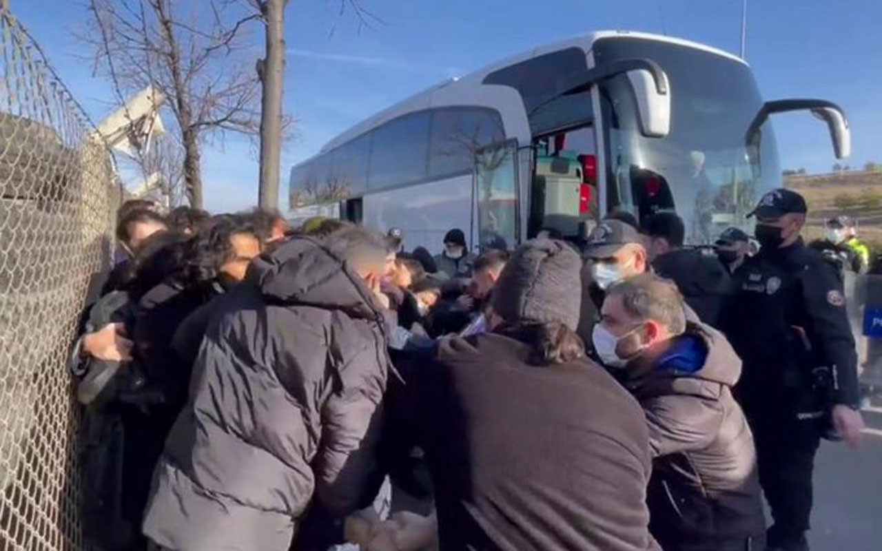 'Barınamıyoruz' eylemine çok sayıda gözaltı Ankara Emniyeti'nden açıklama