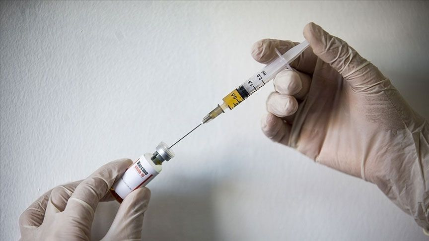Omicron'a karşı en etkili aşı hangisi? İngiltere sonuçları yayınladı
