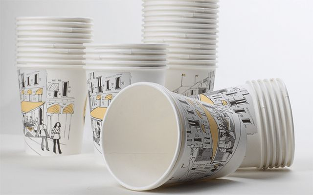 Kağıt bardakta sıcak içecek tüketiminde mikroplastik tehlikesi