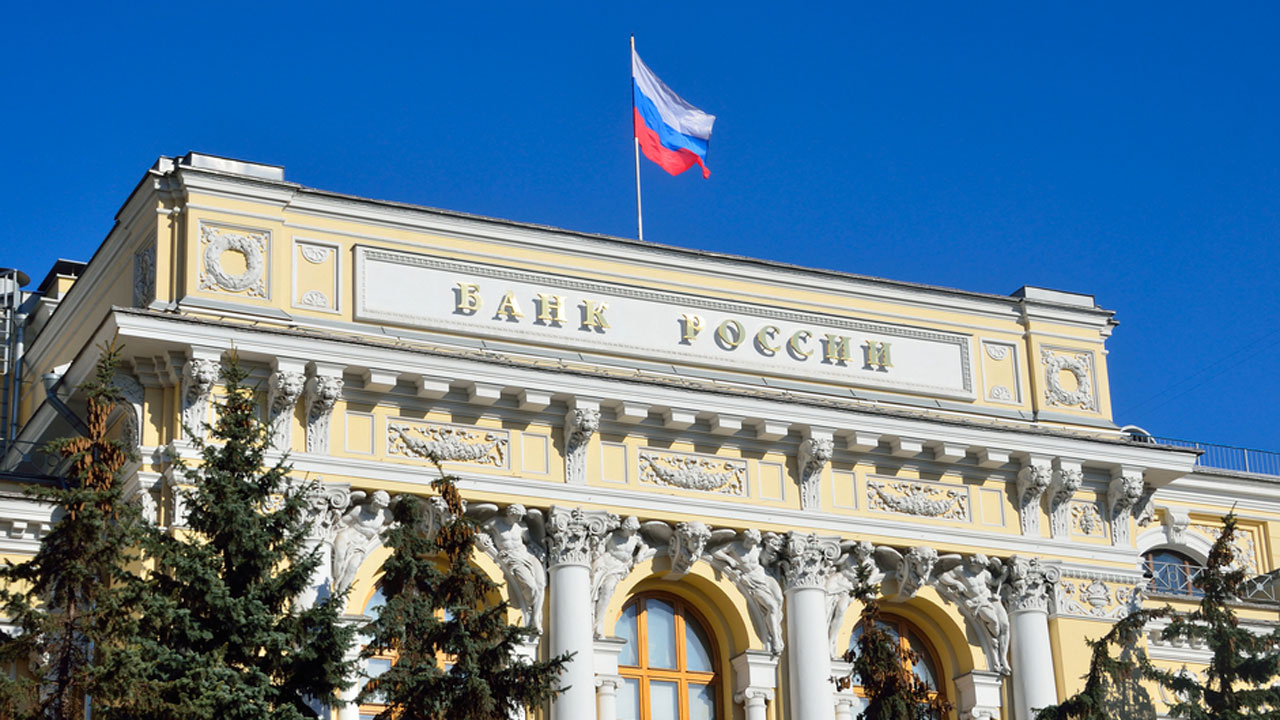 Rusya Merkez Bankası politika faizini 100 baz puan artırdı