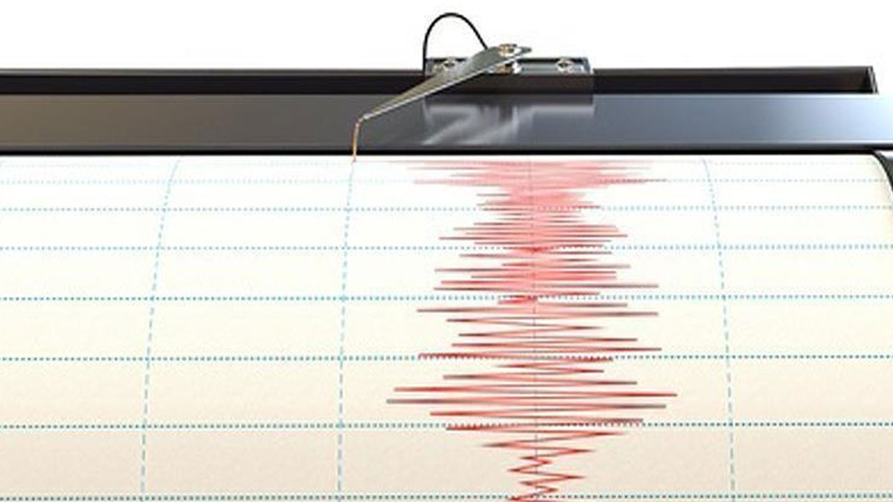 Ege Denizi'nde 4,5 büyüklüğünde deprem! AFAD'dan açıklama geldi