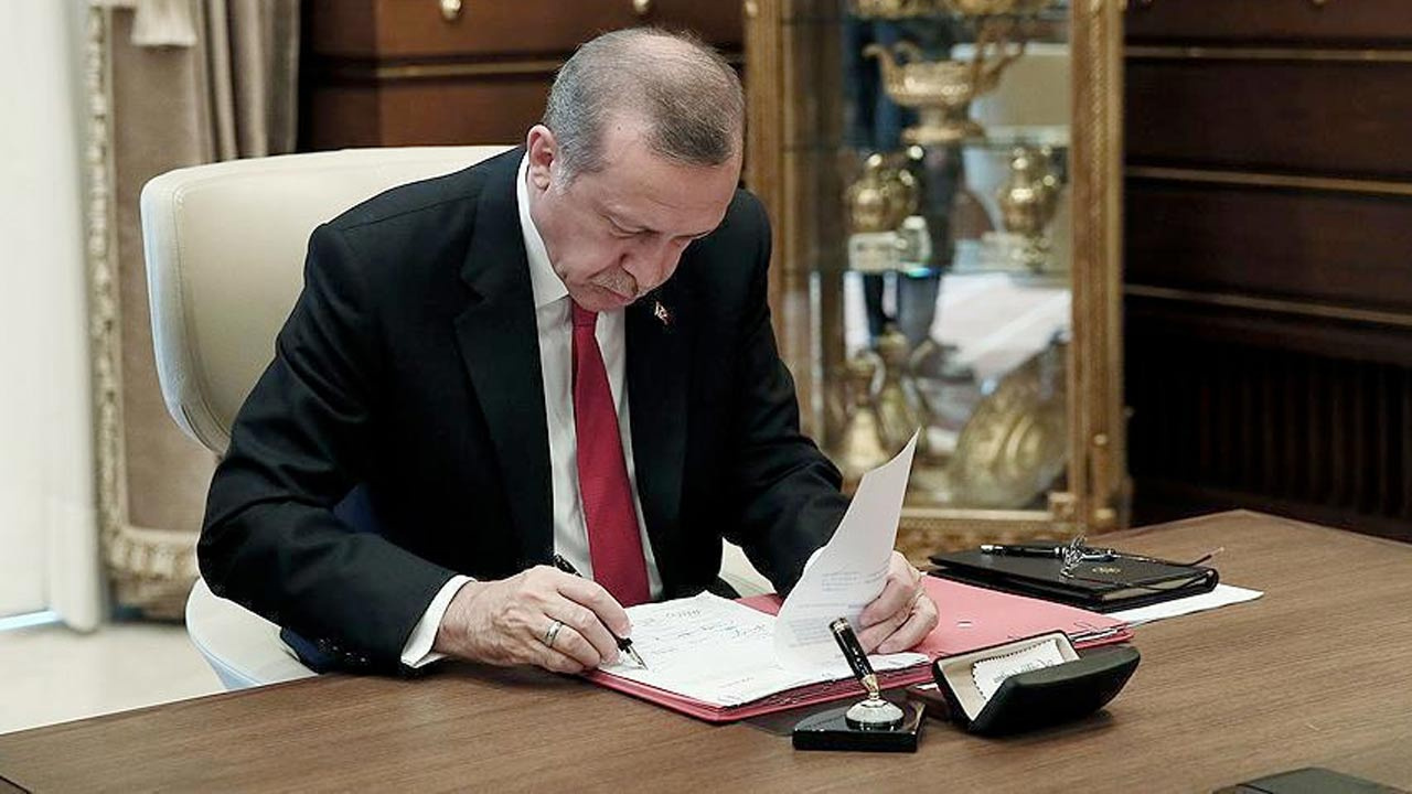 Çok sayıda kurum ve kuruluşlara kritik atamalar yapıldı Erdoğan imzaladı Resmi Gazete'de yayımlandı
