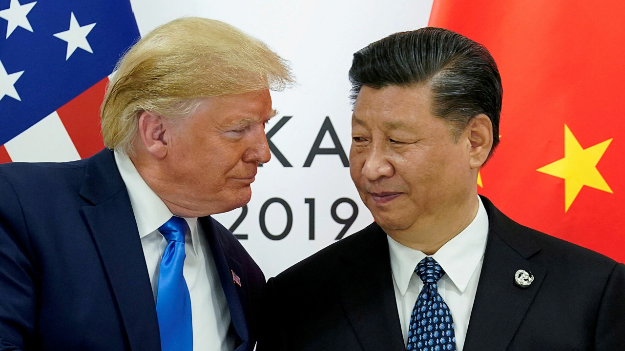 Donald Trump'un kafası karışık: Şi Cinping bir katil ama harika bir ilişkim var