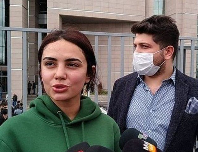 Ece Ronay'dan Mehmet Ali Erbil'in kızı Yasmin'e 'taciz' uyarısı: Evde açık gezme...