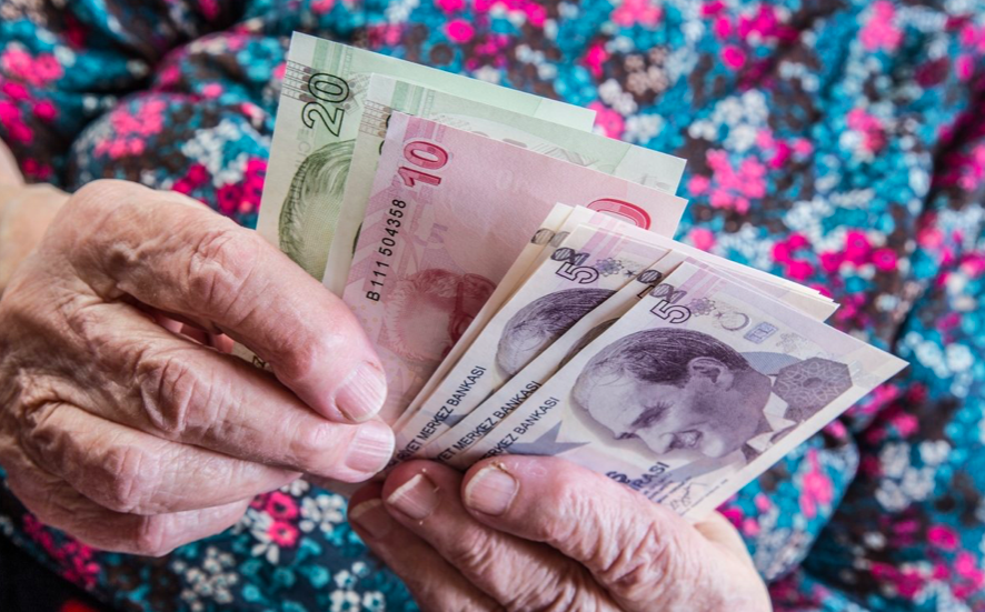 Emekli maaşlarına rekor zam! 2022 yılı zamlı emekli maaşları tablosu dul-yetim maaşları