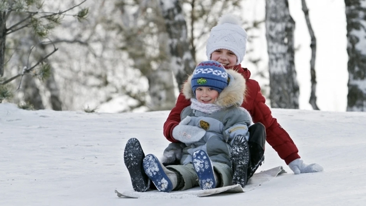 Uşak'ta yarın okullar tatil mi 21 Aralık kar tatili Uşak Valiliği duyurdu