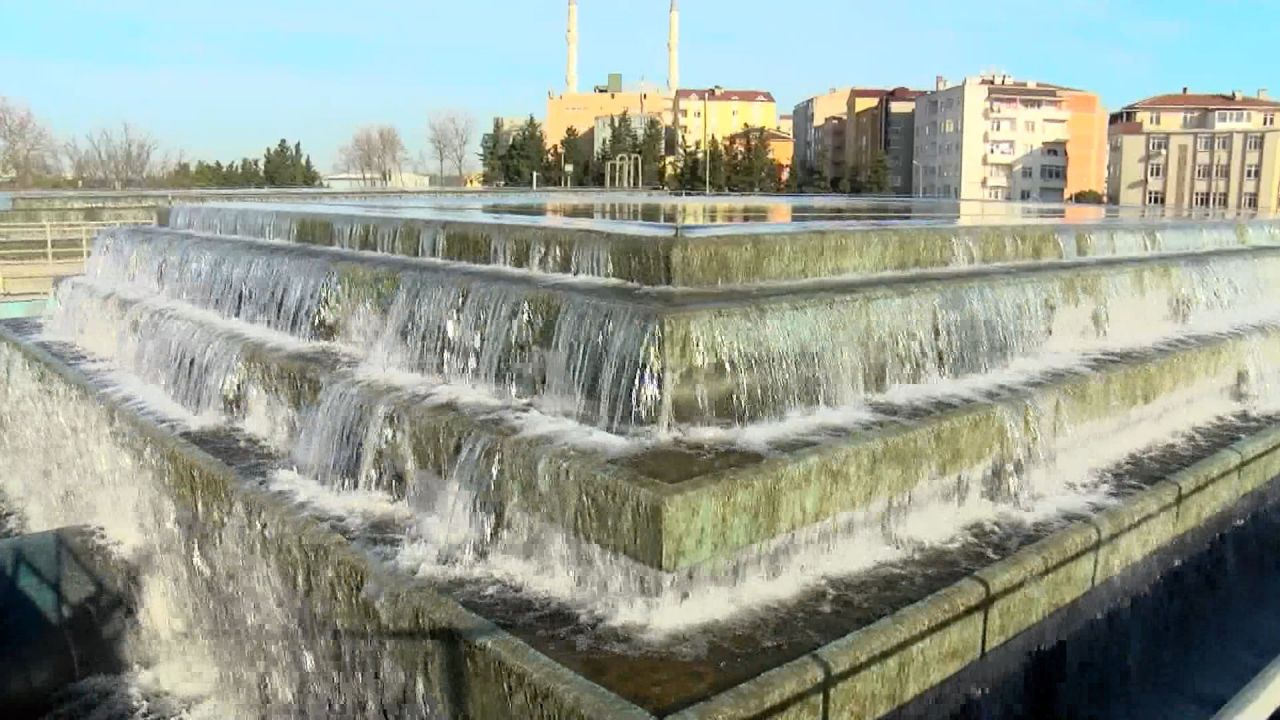 İSKİ'den İstanbulluya tartışılacak öneri! Musluk suyu için dedi ve içti