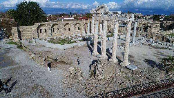 Antalya'da evin altında bulundu! 7'nci yüzyıla ait: Üzerindeki yazıyı gören inanamadı