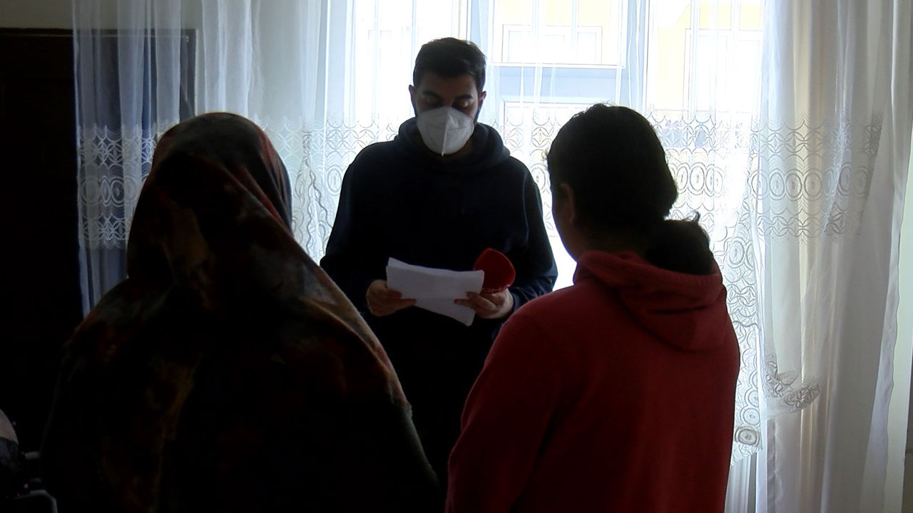 Diyarbakır'da iğrenç olay kızları anlatınca kocasından boşanmak istedi 9 aydır evden çıkamıyor