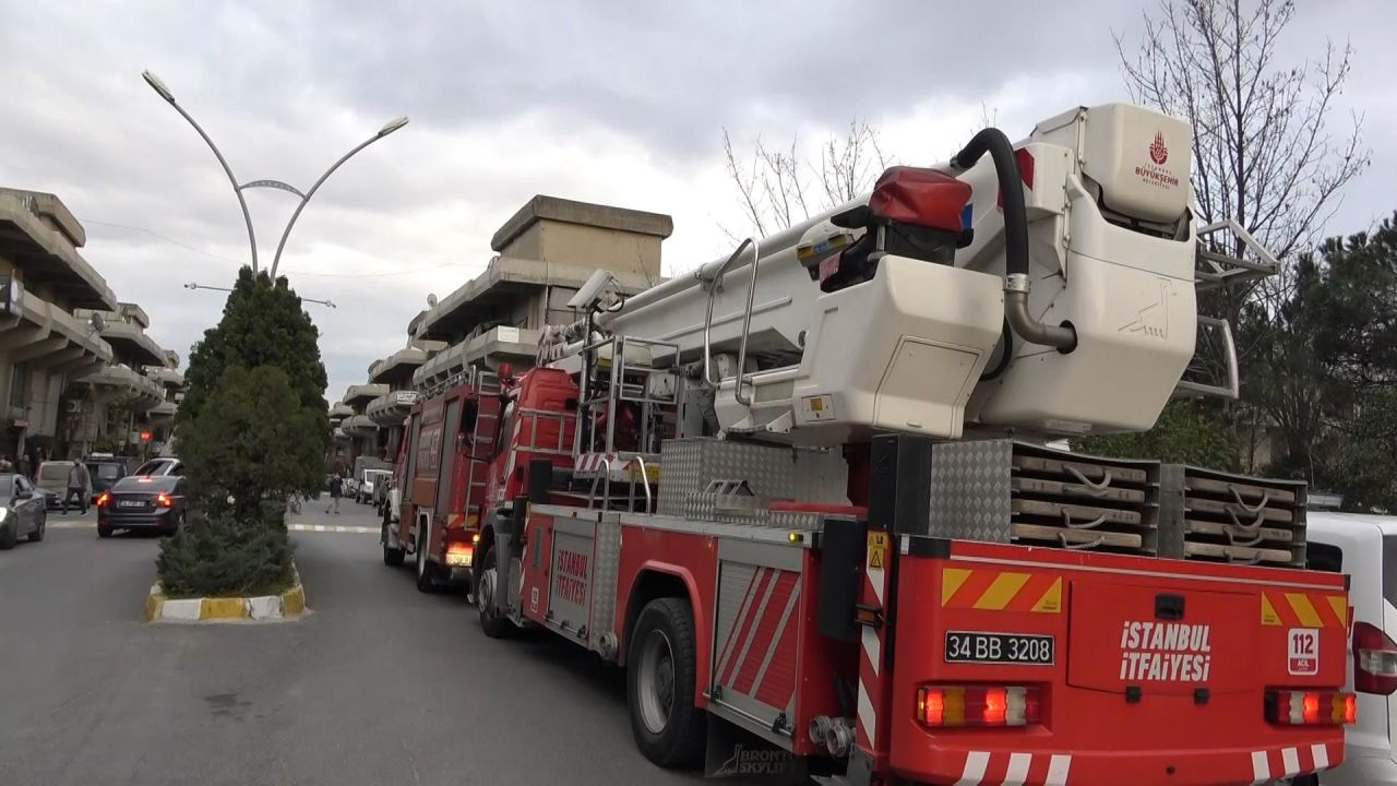 İstanbul'da görenler telefona sarılıp canlı yayın yaptı! Yaklaşık 2 saat sürdü: Sakinleşemeyince...