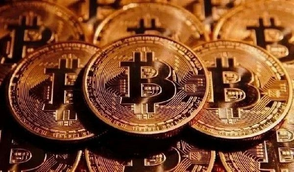 Kripto para Bitcoin son 7 ayın en kötü performansını sergiledi