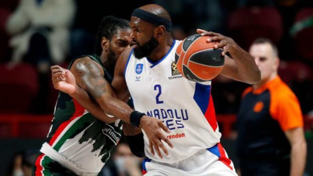 Anadolu Efes 9. yenilgisini aldı!