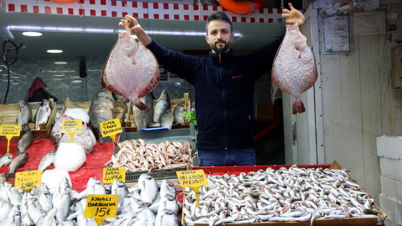 Samsun'da tanesi 500 TL'den satılıyor: Bu sene olmayan balık çıkmaya başladı
