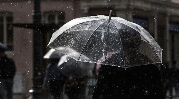 Çok kuvvetli geliyor Meteoroloji kırmızı kod verdi! Çok tehlikeli hayatı kabusa çevirecek: İstanbul Ankara Antalya İzmir