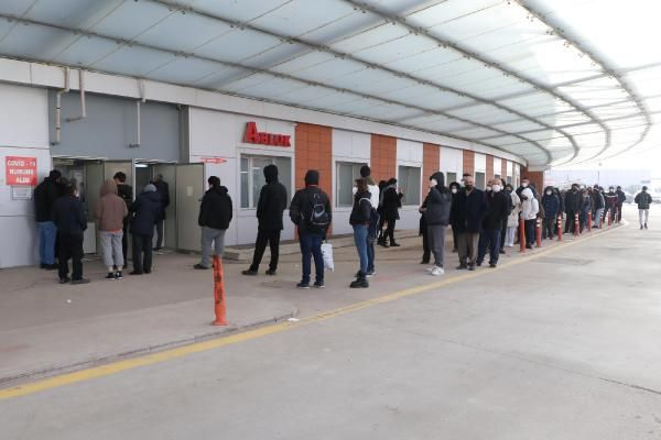 Eskişehir’de koronavirüs alarmı vakalar patladı! Etkinliler iptal edildi