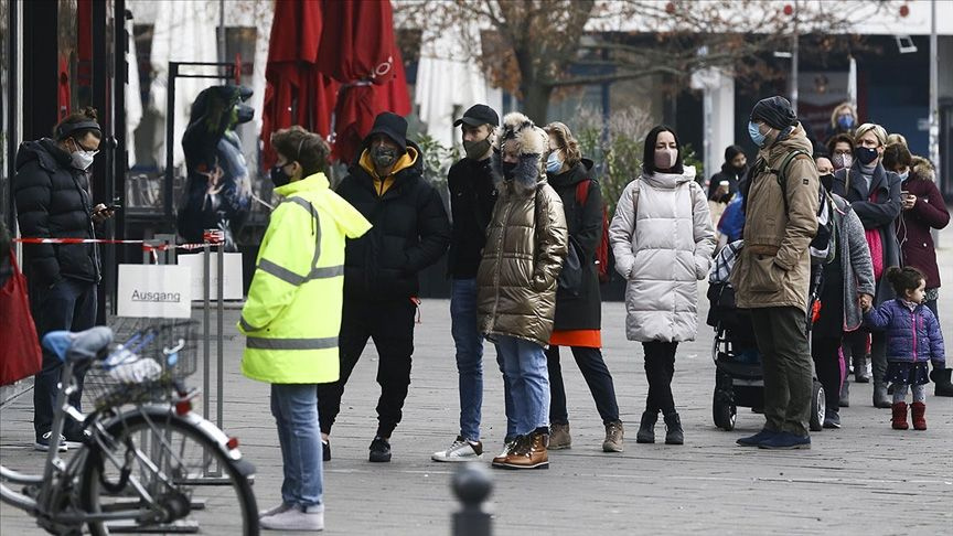 Koronavirüsün (COVİD-19) sonu için tarih belli oldu! Normal hayata çok az kaldı