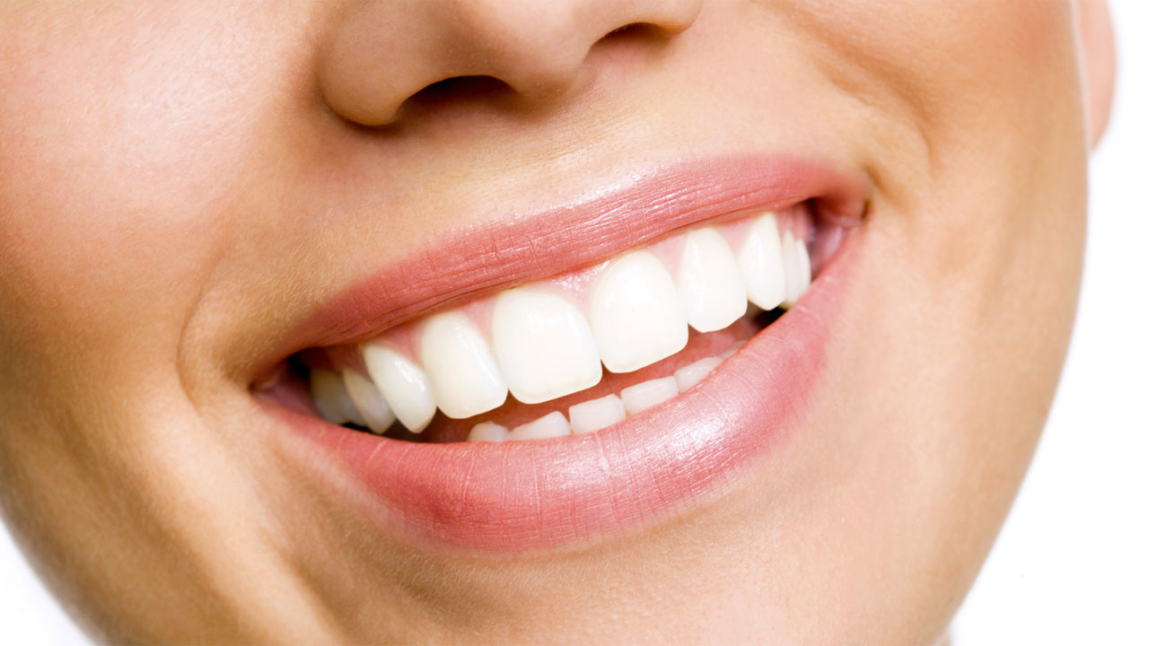 Diş hekiminden diş sağlığını koruma önerileri