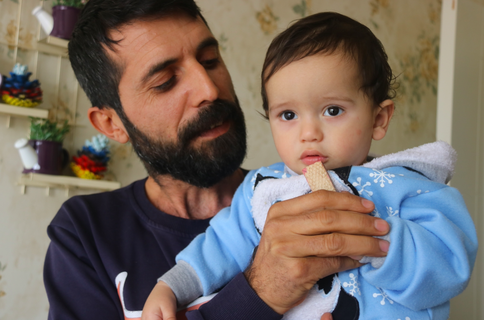 Diyarbakır'da 10 aylık bebek ölümden döndü! Eti Hoşbeş'in içinden kağıtlar çıktı