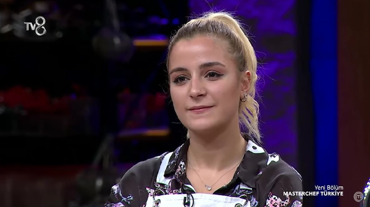 TV8 MasterChef Türkiye'de Mehmet Şef'ten 'akraba' torpilli denilen Dilara Başaran'dan ağlatan veda mesajı