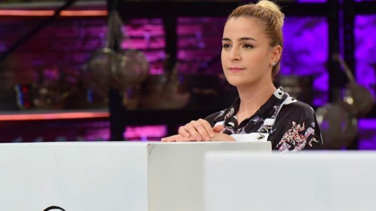 TV8 MasterChef Türkiye'de Mehmet Şef'ten 'akraba' torpilli denilen Dilara Başaran'dan ağlatan veda mesajı