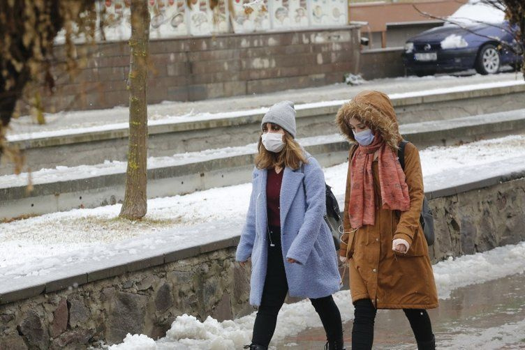 İstanbul için 'kar sağanağı' uyarısı verildi! Ankara dahil listede 14 il daha var kar dolu, sağanak ve fırtına...