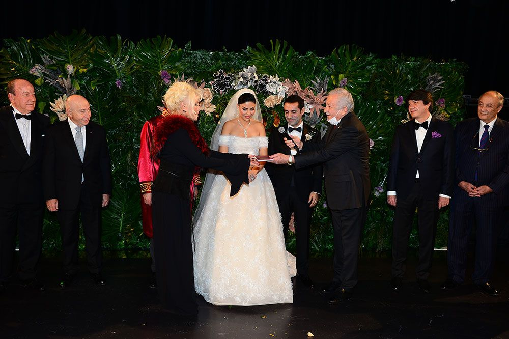 Bayram Yıldız ve Tuğçe Kara 2022'nin en görkemli düğünü ile evlendi