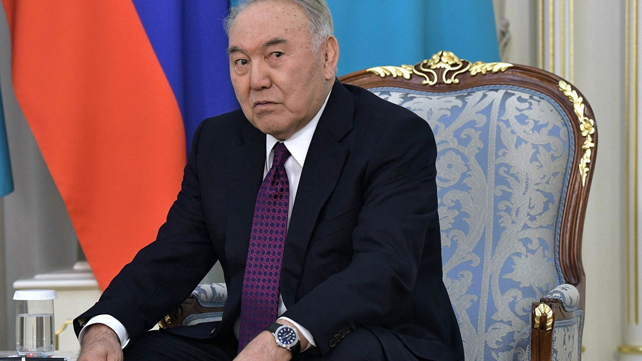 Nursultan Nazarbayev ve kızları ifşa oluyor! Kazakistan bu fotoğrafı hiç görmedi