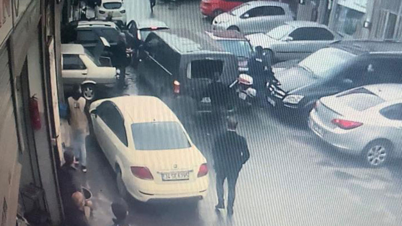 Ümraniye'de film sahnelerini aratmayan taciz kovalamacası: Camı kırdı minibüsün içine atladı